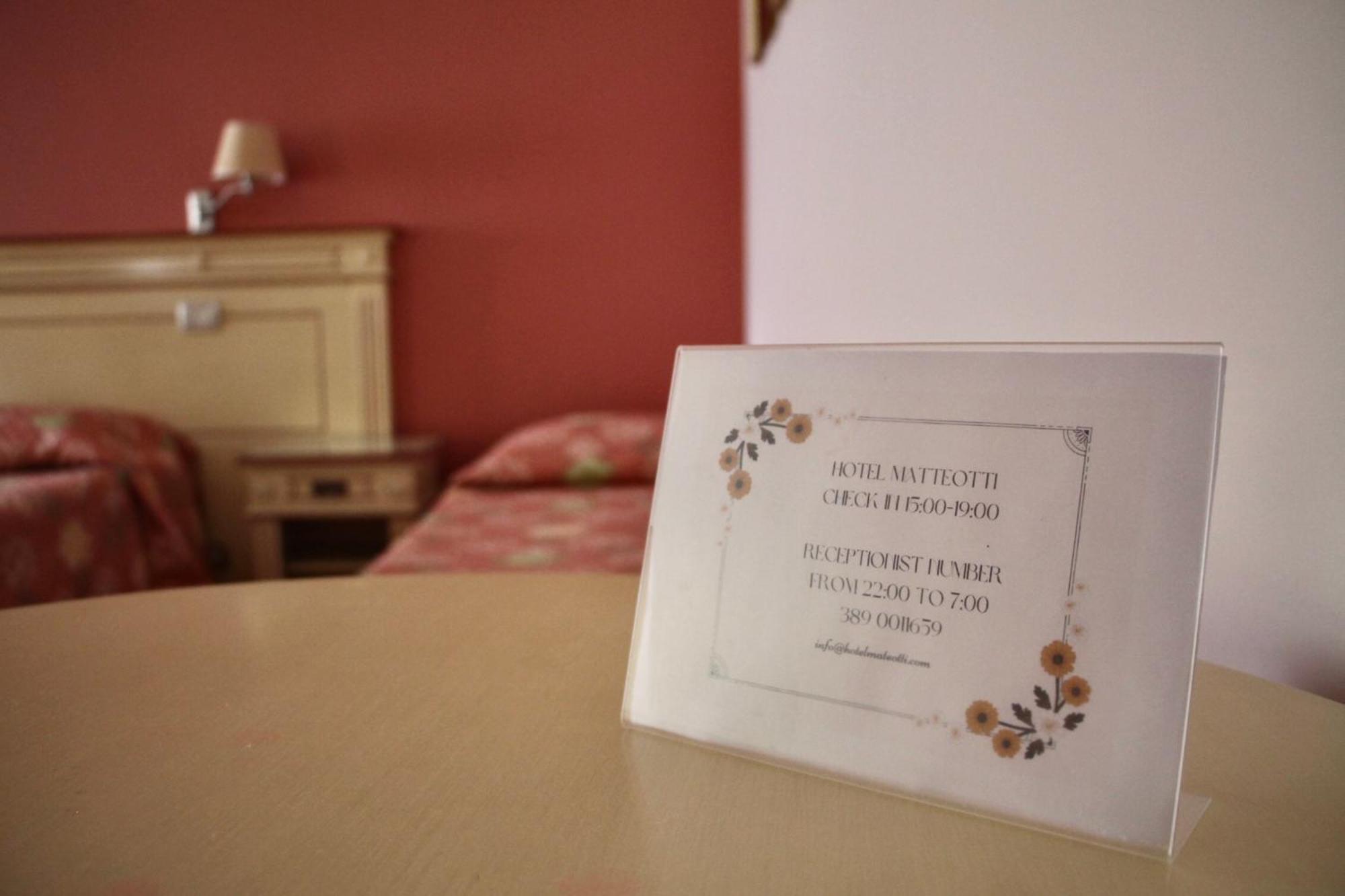 Hotel Matteotti Vercelli Esterno foto