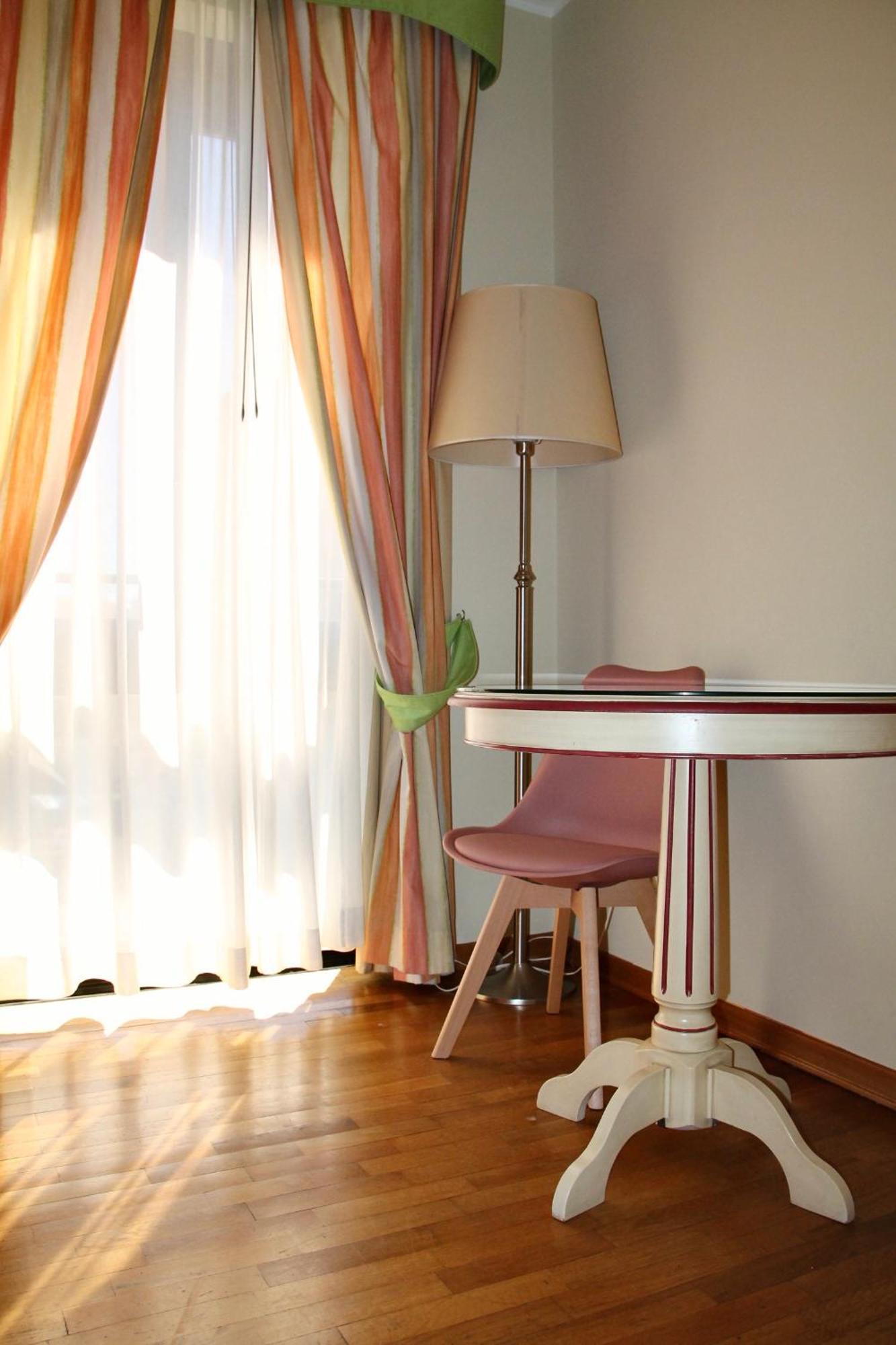 Hotel Matteotti Vercelli Esterno foto