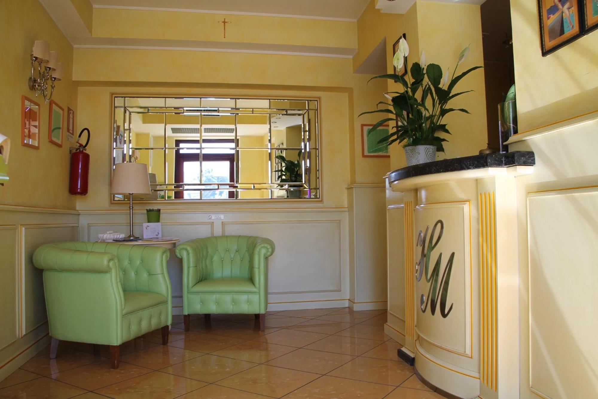 Hotel Matteotti Vercelli Esterno foto